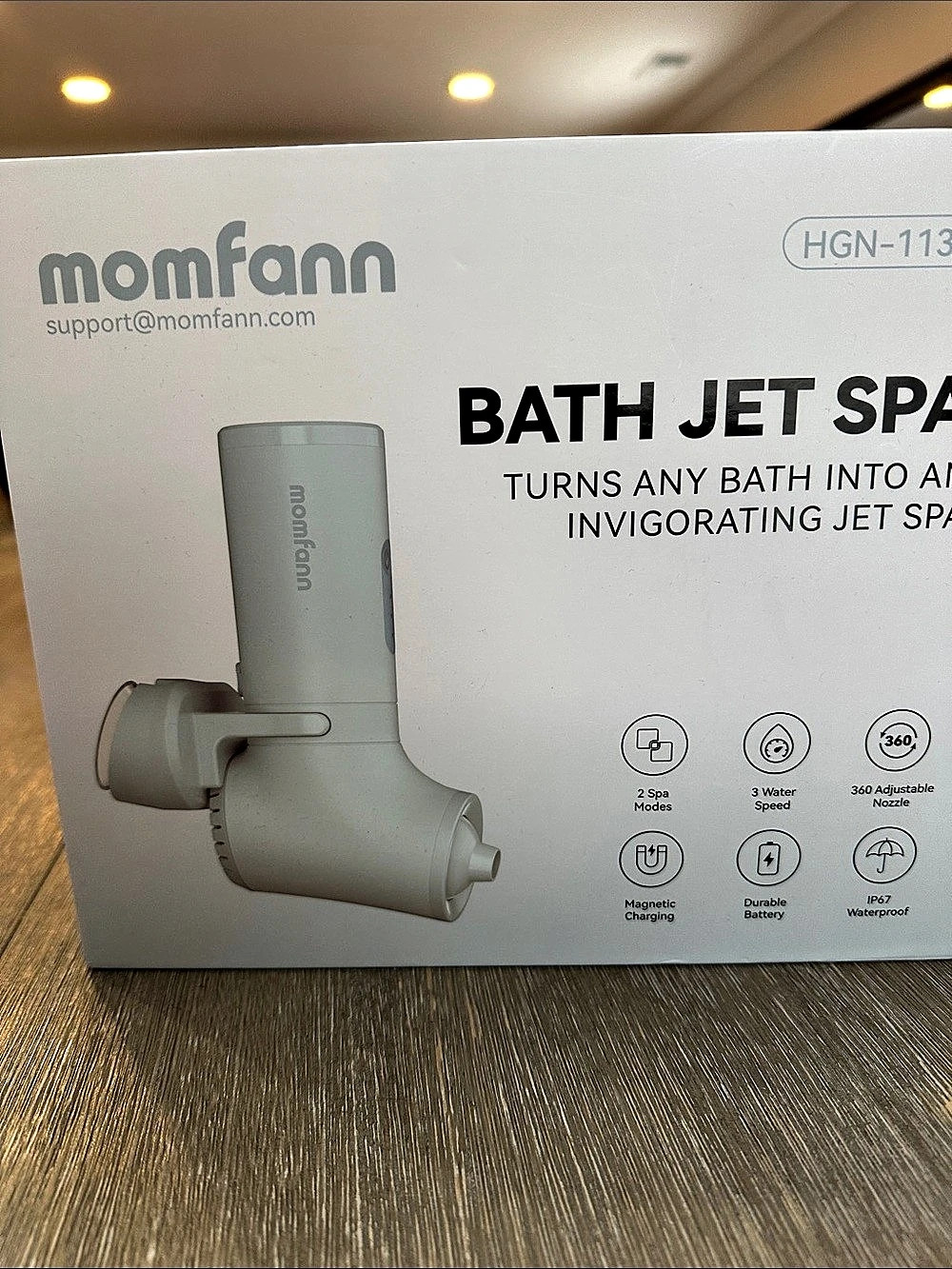 momfan Bath Jet Spa HGN-1135 White NWT